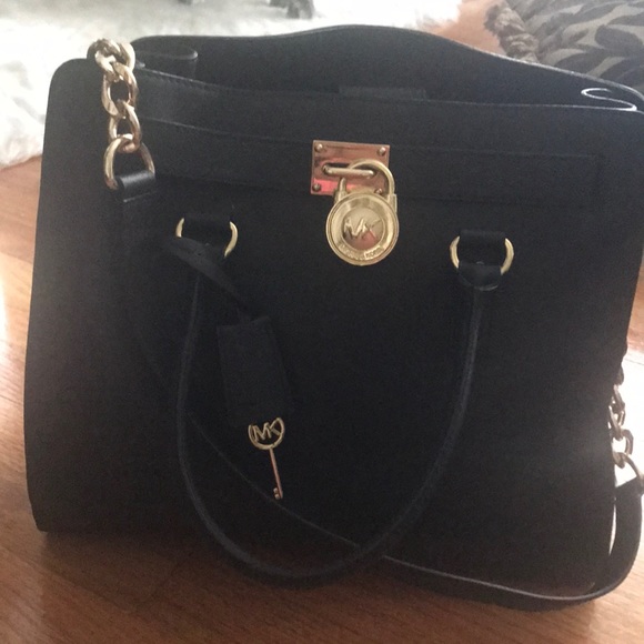 Micheal Kors large handbag - Picture 2 of 3